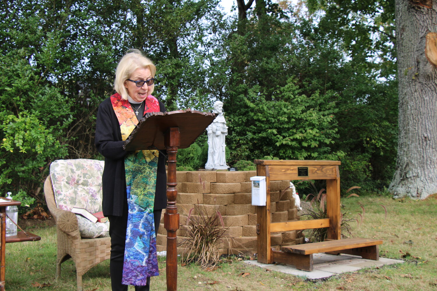 Mother Bernadette addressed the congregants, both two- and four-legged, about the importance of genuflecting to nature to achieve spirituality.
